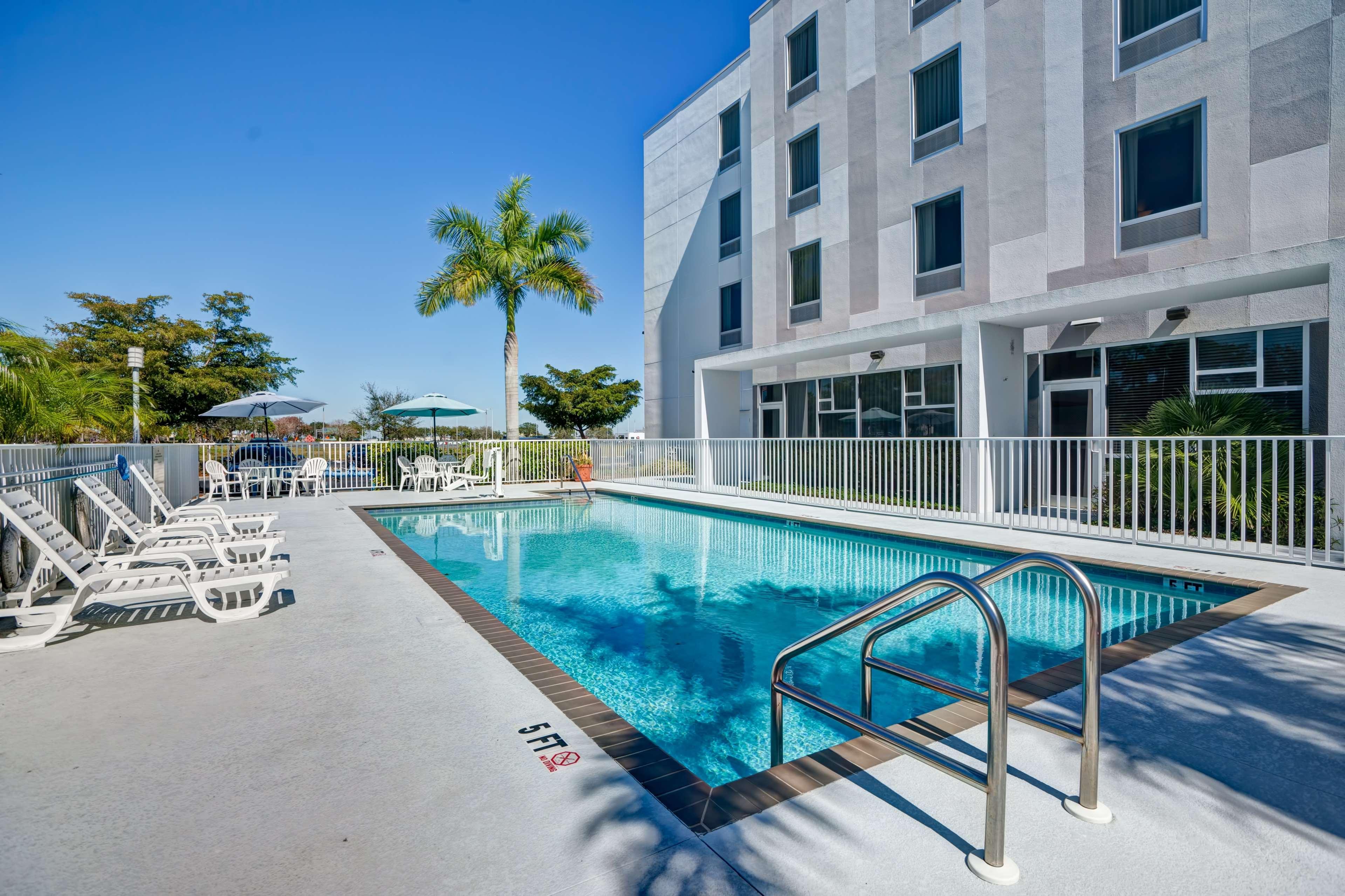 Hampton Inn & Suites Sarasota / Bradenton - Airport Zewnętrze zdjęcie