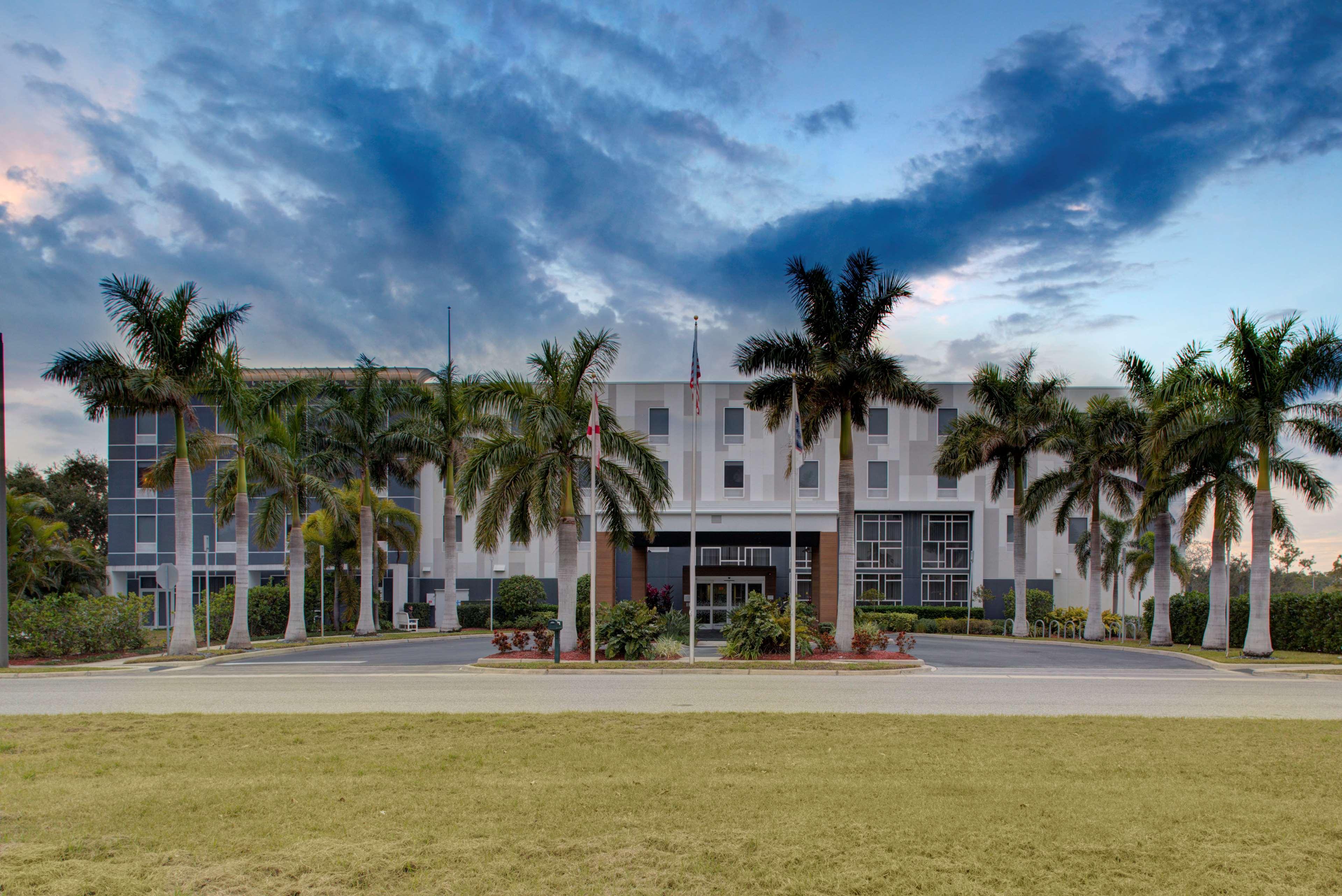 Hampton Inn & Suites Sarasota / Bradenton - Airport Zewnętrze zdjęcie