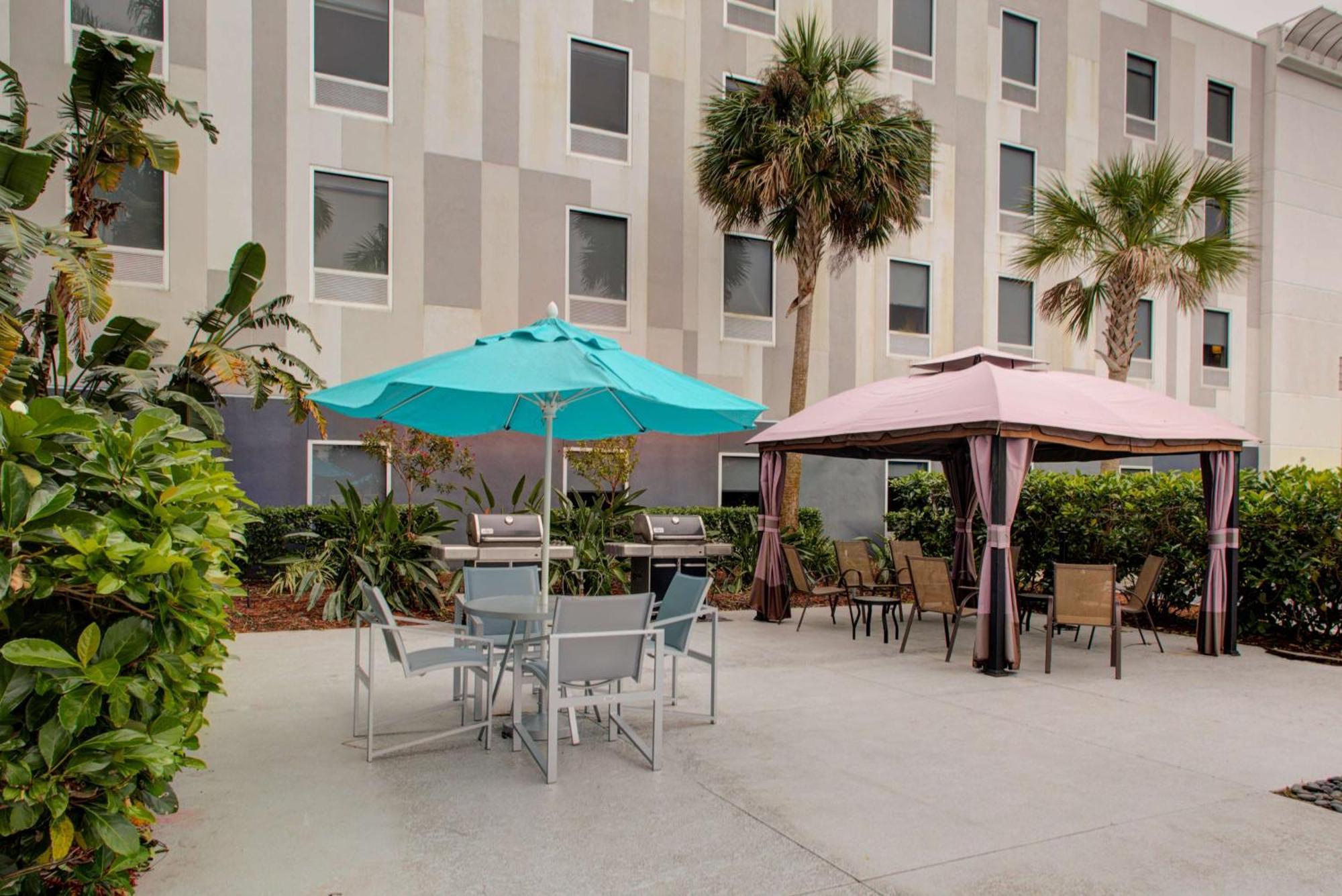 Hampton Inn & Suites Sarasota / Bradenton - Airport Zewnętrze zdjęcie