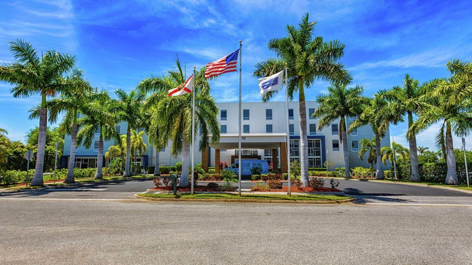 Hampton Inn & Suites Sarasota / Bradenton - Airport Zewnętrze zdjęcie